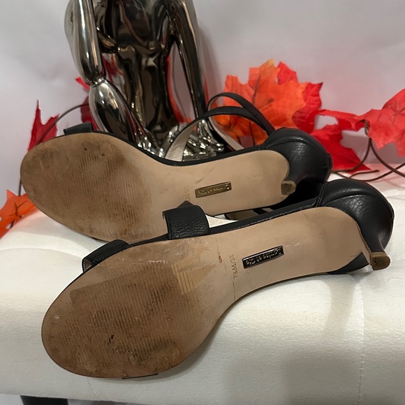 Louise et Cie Black Strappy Heels - Picture 7 of 8